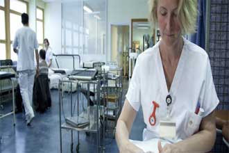 Centre Hospitalier Universitaire Nurse